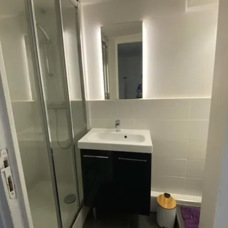 Small Studio For 2 Near Bercy Apartment *