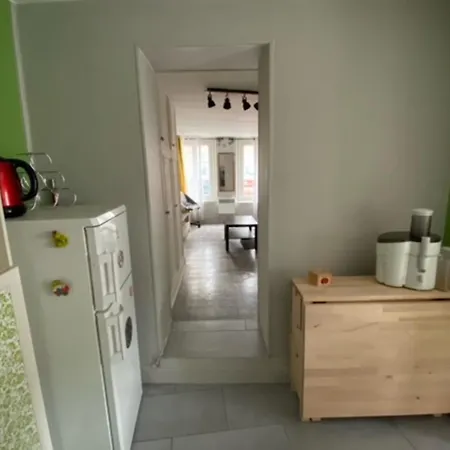 Small Studio For 2 Near Bercy